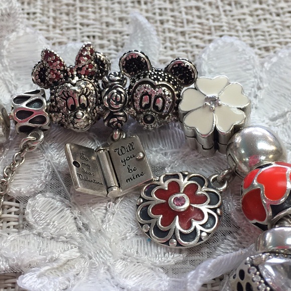 Retired Pandora Charm - Picture 4 of 4